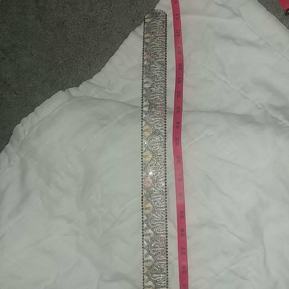A beautiful belt with lots of Shimmer - Picture 3 of 3
